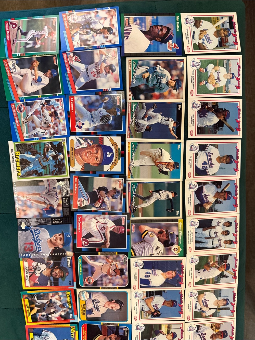 Vintage Baseball Trading Card Lot - 240 cards